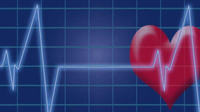 heartbeat-1892826_1280-cop