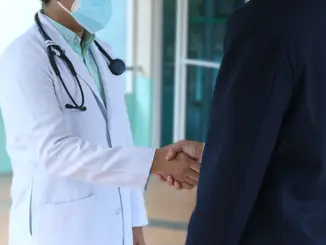 doctor-5835367_1280-cop