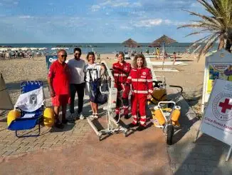 da-sx,-Luciano-Giordani,-volontario-CRI,-Andrea-Sanguigni,-Assessore-politiche-Sociali,-Michela-Bonifazi-AISLA-Marche,-Donatella-Malizia-e-Anna-Giuseppina-Mandolini-della-Croce-Rossa-Italiana-cop